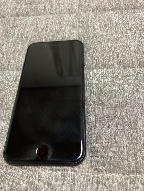 iPhone SE2（スマホ）の商品画像 - 査定依頼日：2026年7月27日 - 最高査定価格：12,000円