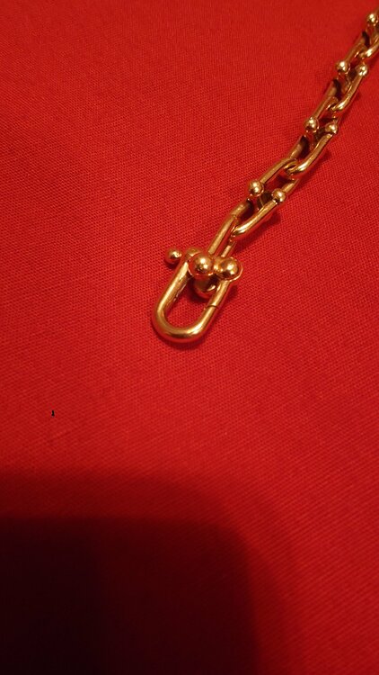 60153077ティファニーハードウェアスモールブレスレットYG（金・貴金属）の商品画像 - 査定依頼日：2026年2月11日 - 最高査定価格：620,000円