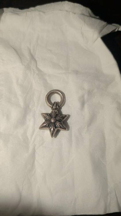 スター チャーム（古着・ファッション）の商品画像 - 査定依頼日：2026年3月4日 - 最高査定価格：50,000円