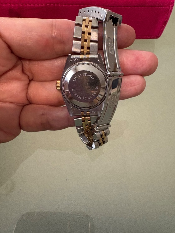 ロレックスデイジャスト　レディース（高級時計）の商品画像 - 査定依頼日：2025年10月8日 - 最高査定価格：500,000円