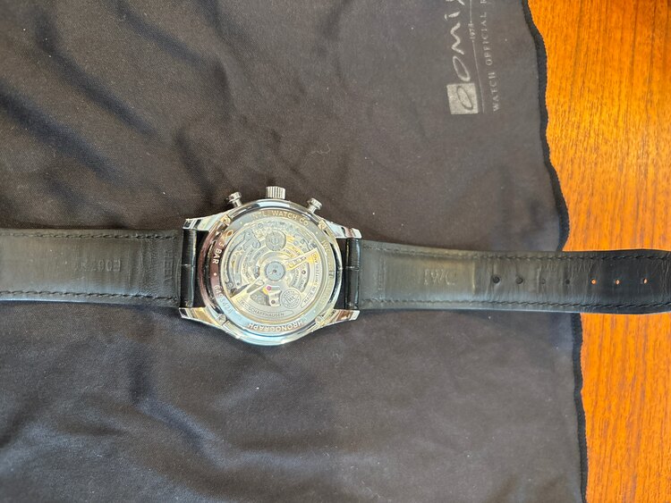 IWC ポルトギーゼ IW37160（高級時計）の商品画像 - 査定依頼日：2025年4月23日 - 最高査定価格：800,000円