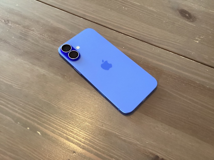iPhone iPhone 16 Plus 128GB SIMフリー（スマホ）の商品画像 - 査定依頼日：2026年9月17日 - 最高査定価格：85,000円