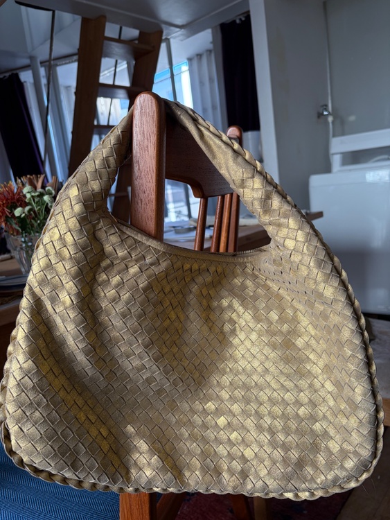 ボッテガ・ヴェネタ  （ブランドバッグ）の商品画像 - 査定依頼日：2026年1月15日 - 最高査定価格：60,000円