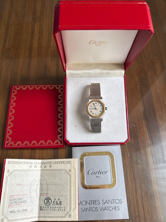 ラウンドクォーツ（高級時計）の商品画像 - 査定依頼日：2026年4月7日 - 最高査定価格：380,000円