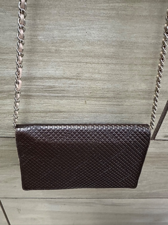 チェーンウォレット（ブランドバッグ）の商品画像 - 査定依頼日：2026年3月30日 - 最高査定価格：130,000円