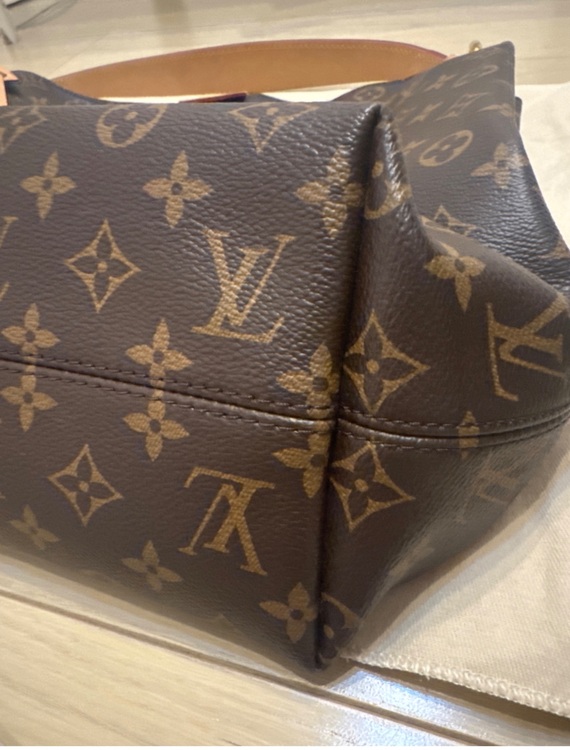 グレースフル（ブランドバッグ）の商品画像 - 査定依頼日：2025年9月6日 - 最高査定価格：200,000円