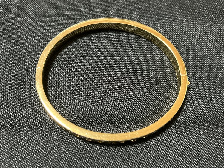 ブレスレット（ブランド財布・小物）の商品画像 - 査定依頼日：2025年3月18日 - 最高査定価格：2,000円