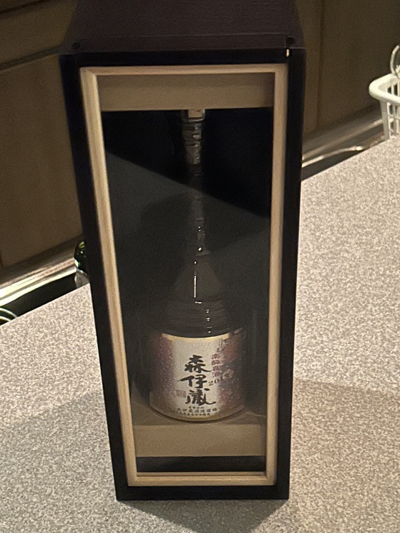 焼酎 森伊蔵 （お酒）の商品画像 - 査定依頼日：2025年7月26日 - 最高査定価格：30,000円