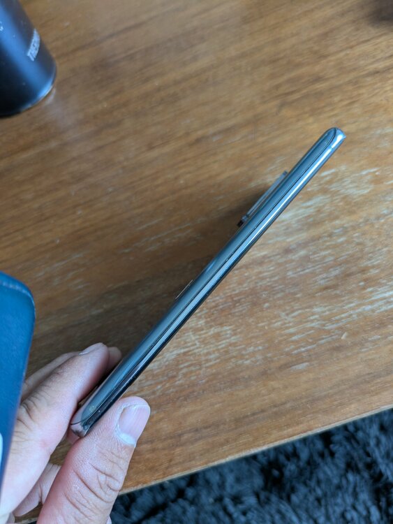 Galaxy Galaxy S20 シリーズ 【docomo】Galaxy S20 5G SC-51A（スマホ）の商品画像 - 査定依頼日：2026年8月1日 - 最高査定価格：7,000円