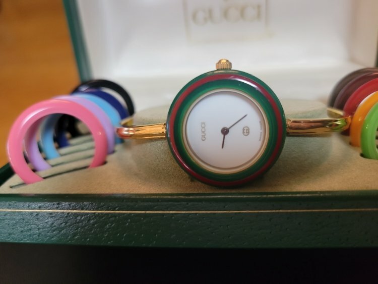 GUCCI グッチ レディース腕時計 バングルウォッチ 替えベゼル一部・箱付き（ブランド財布・小物）の商品画像 - 査定依頼日：2026年8月24日 - 最高査定価格：80,000円