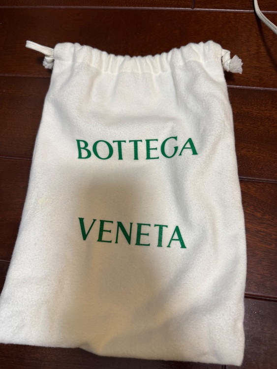 ミニザポーチ（ブランドバッグ）の商品画像 - 査定依頼日：2026年2月9日 - 最高査定価格：44,000円