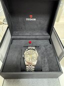 チューダー ブラックベイ 79680-0001（高級時計）の商品画像 - 査定依頼日：2025年5月21日 - 最高査定価格：450,000円