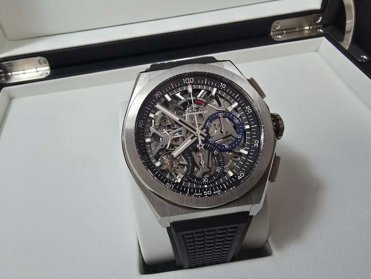 デファイ（高級時計）の商品画像 - 査定依頼日：2025年6月2日 - 最高査定価格：670,000円