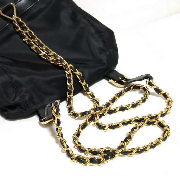 プラダ  （ブランドバッグ）の商品画像 - 査定依頼日：2026年5月17日 - 最高査定価格：50,000円