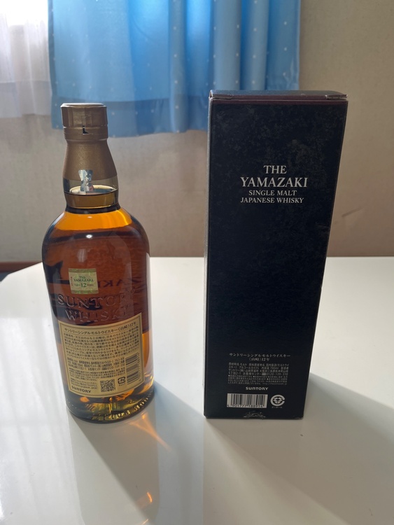 サントリー シングルモルト 山崎12年 700ml（お酒）の商品画像 - 査定依頼日：2026年4月25日 - 最高査定価格：21,400円