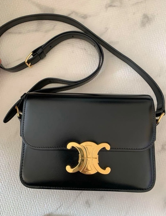 セリーヌ  （ブランドバッグ）の商品画像 - 査定依頼日：2025年9月12日 - 最高査定価格：250,000円