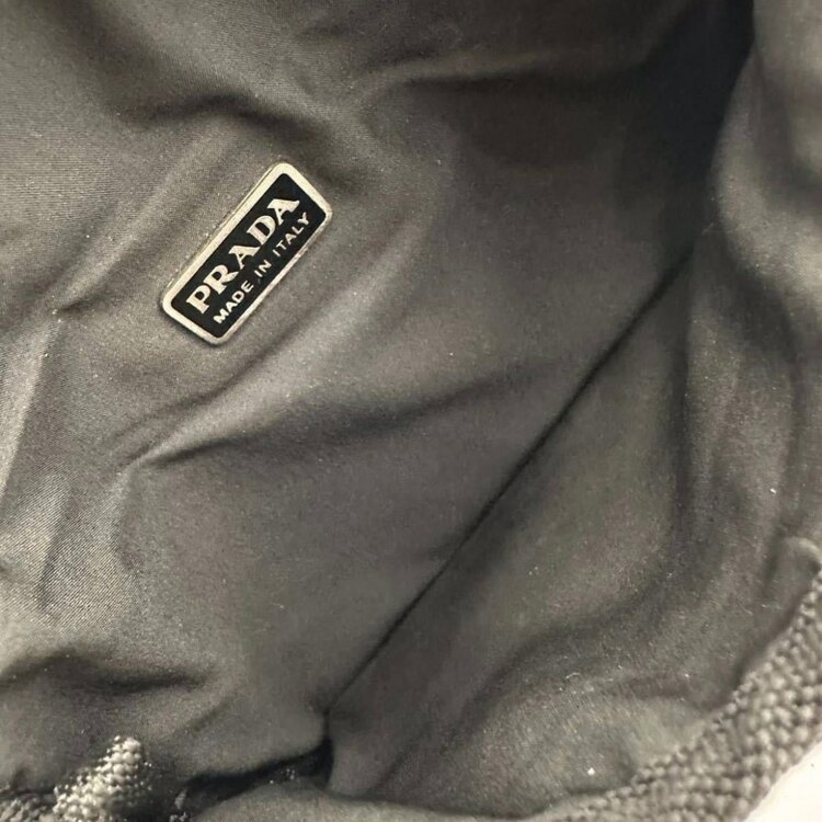 ウエストバッグ（古着・ファッション）の商品画像 - 査定依頼日：2025年1月4日 - 最高査定価格：15,000円