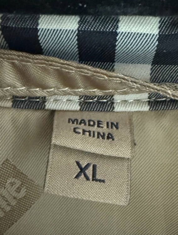 Supreme Burberry  Shearling Collar Down （古着・ファッション）の商品画像 - 査定依頼日：2026年1月25日 - 最高査定価格：150,000円