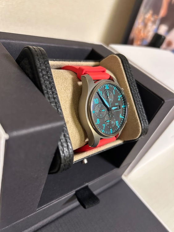 IWC パイロットウォッチ （高級時計）の商品画像 - 査定依頼日：2026年5月6日 - 最高査定価格：950,000円