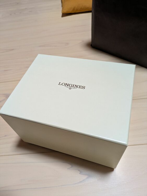 マスターコレクション　レトログラード（高級時計）の商品画像 - 査定依頼日：2025年6月13日 - 最高査定価格：175,000円