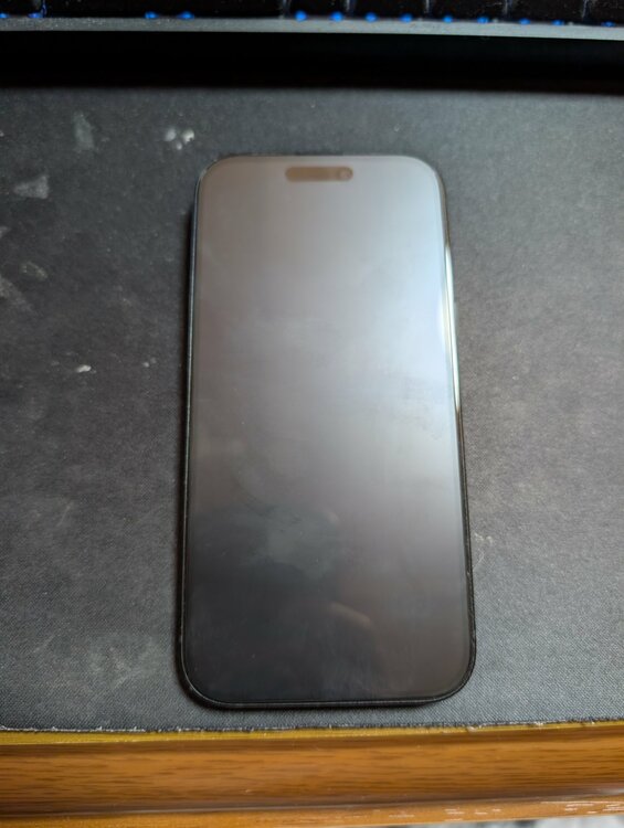 iPhone iPhone 15 128GB au（スマホ）の商品画像 - 査定依頼日：2026年6月12日 - 最高査定価格：53,000円