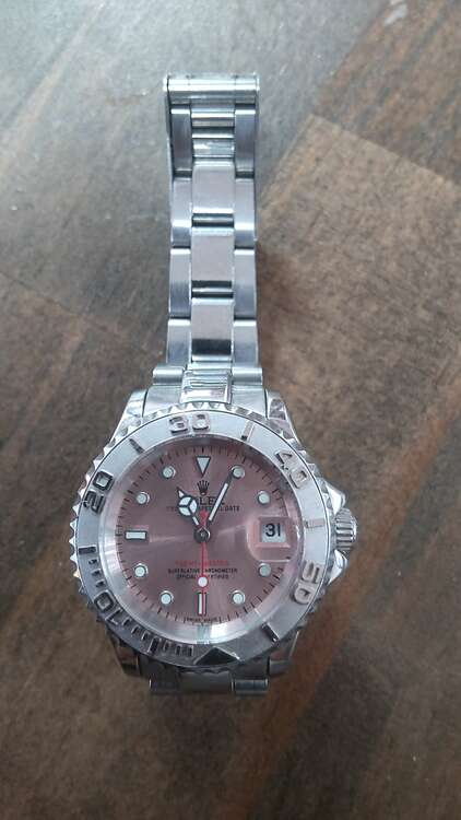 ロレックス ヨットマスター 19662（高級時計）の商品画像 - 査定依頼日：2025年3月17日 - 最高査定価格：1,100,000円