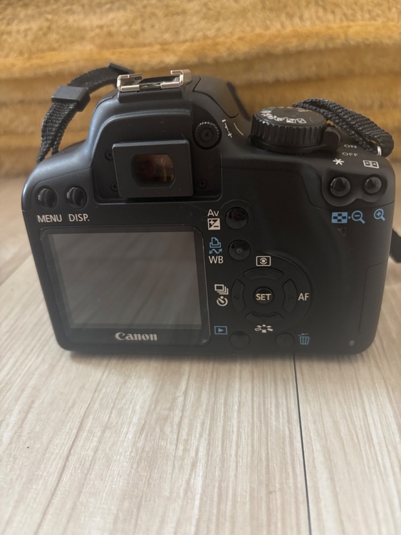 kiss f（カメラ）の商品画像 - 査定依頼日：2025年12月9日 - 最高査定価格：16,500円