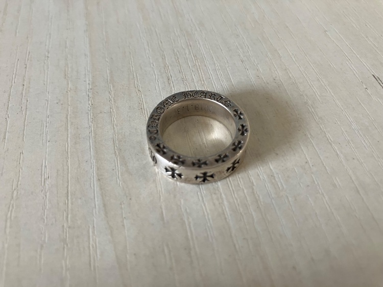 スペーサーリング6mm（古着・ファッション）の商品画像 - 査定依頼日：2026年4月21日 - 最高査定価格：35,000円