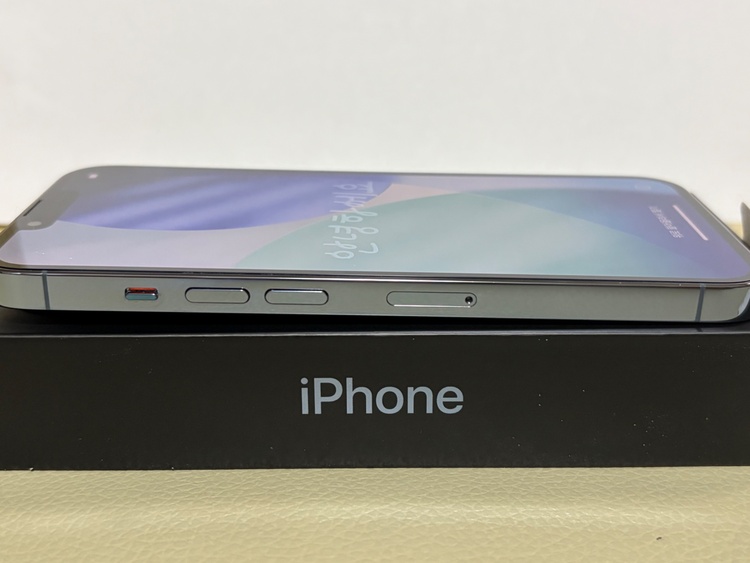 iPhone 13 Pro 256GB SIMフリー（スマホ）の商品画像 - 査定依頼日：2026年2月28日 - 最高査定価格：42,000円