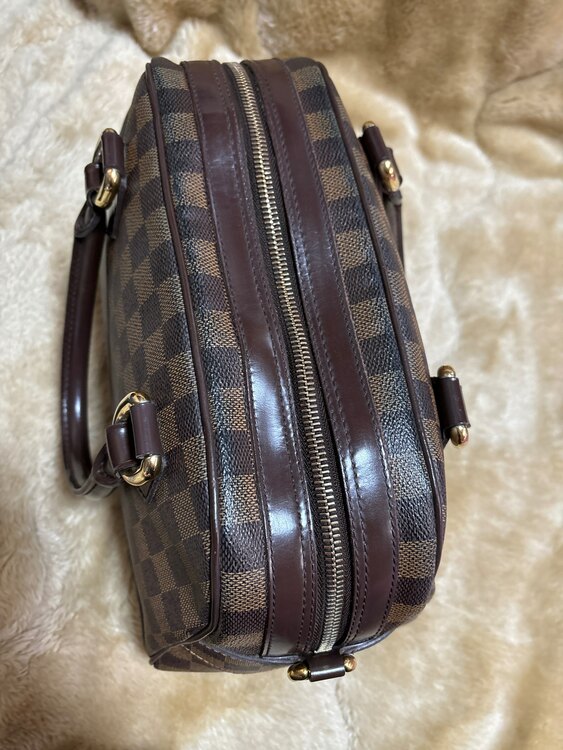 ドゥオモ（ブランドバッグ）の商品画像 - 査定依頼日：2025年2月8日 - 最高査定価格：100,000円