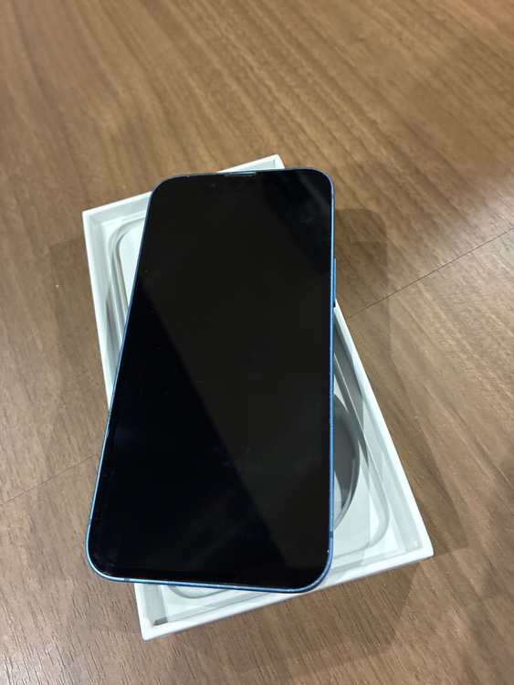 iPhone13mini（スマホ）の商品画像 - 査定依頼日：2026年6月24日 - 最高査定価格：33,000円