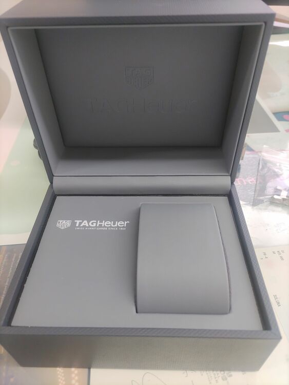 タグホイヤー アクアレーサー Way2010（高級時計）の商品画像 - 査定依頼日：2025年10月13日 - 最高査定価格：170,000円