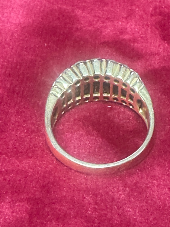 指輪（宝石）の商品画像 - 査定依頼日：2026年2月6日 - 最高査定価格：200,000円