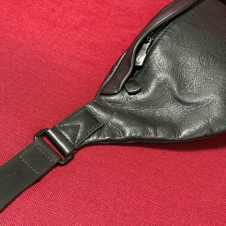 ディスカバリー･バムバッグ PM M46036（ブランドバッグ）の商品画像 - 査定依頼日：2026年1月30日 - 最高査定価格：150,000円