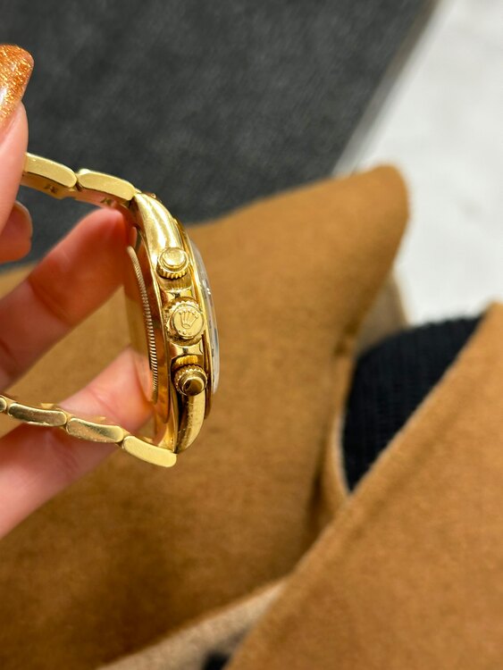 デイトナ（高級時計）の商品画像 - 査定依頼日：2024年12月26日 - 最高査定価格：4,750,000円