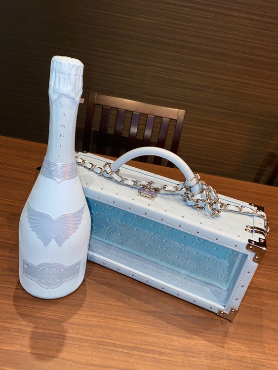 シャンパン シャンパン(その他) （お酒）の商品画像 - 査定依頼日：2025年8月21日 - 最高査定価格：80,000円