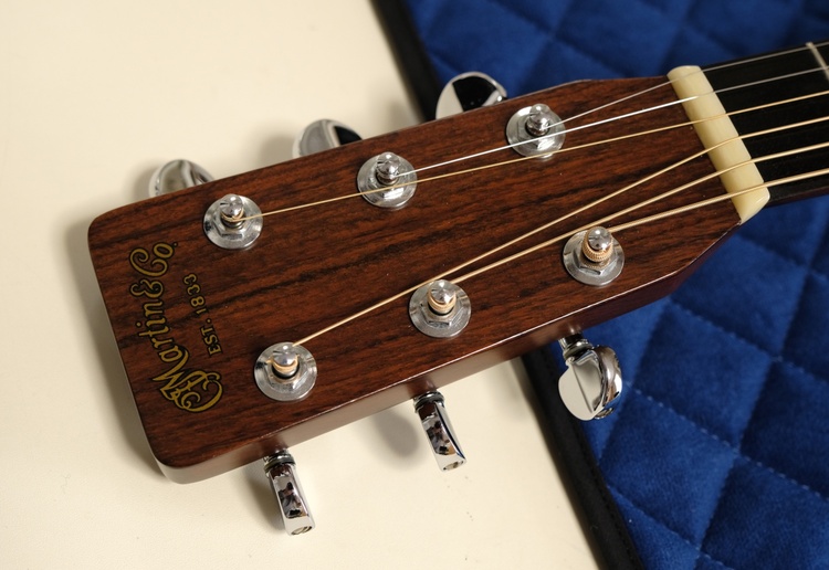 D28（ピアノ・楽器・PA機材）の商品画像 - 査定依頼日：2026年4月27日 - 最高査定価格：250,000円