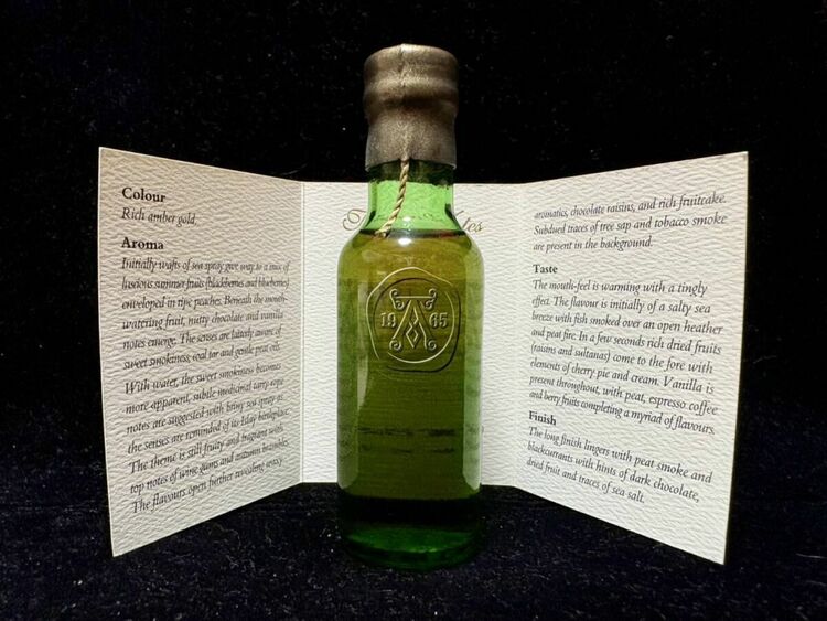 ARDBEG 1965 ミニチュアボトル（未開栓・純正箱付き）（お酒）の商品画像 - 査定依頼日：2025年6月10日 - 最高査定価格：170,000円