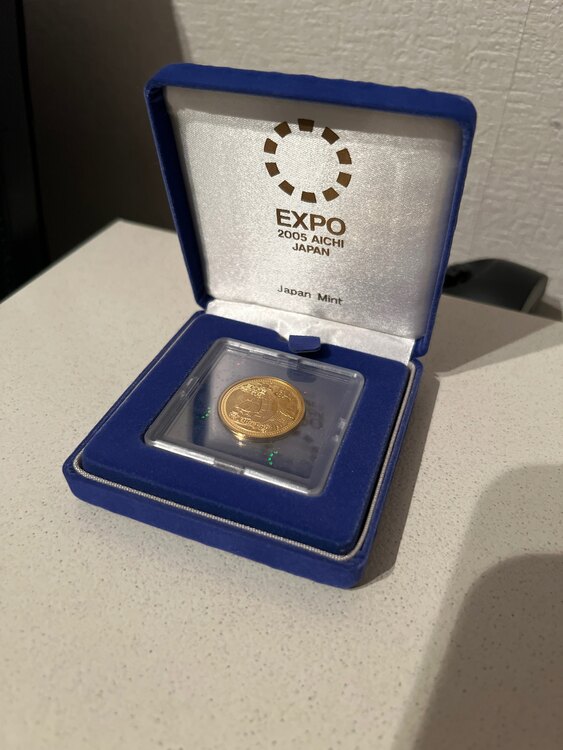 日本国際博覧会記念金貨（金・貴金属）の商品画像 - 査定依頼日：2024年3月18日 - 最高査定価格：160,000円