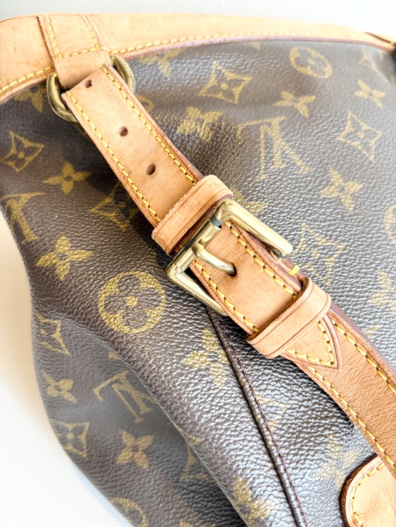 モンスリMM（ブランドバッグ）の商品画像 - 査定依頼日：2026年4月24日 - 最高査定価格：100,000円