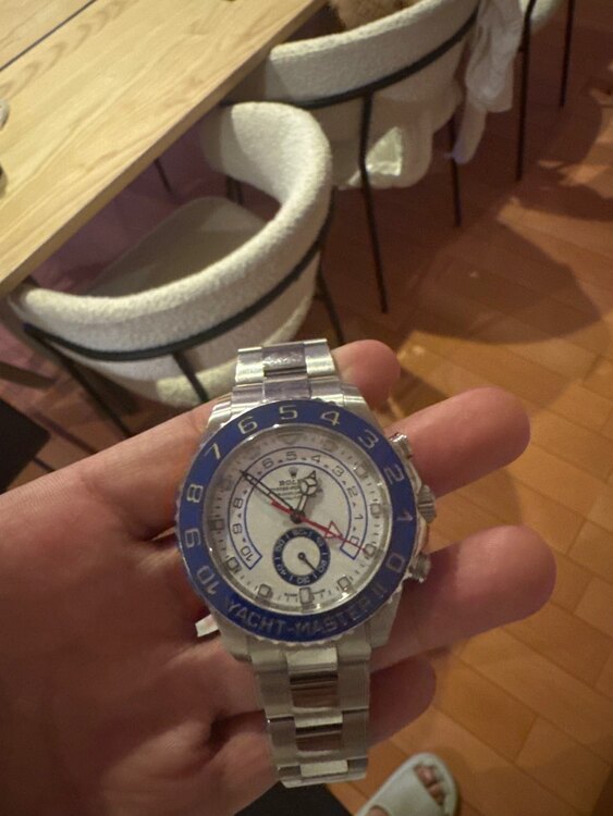 ロレックス ヨットマスター 11668（高級時計）の商品画像 - 査定依頼日：2025年5月8日 - 最高査定価格：2,500,000円