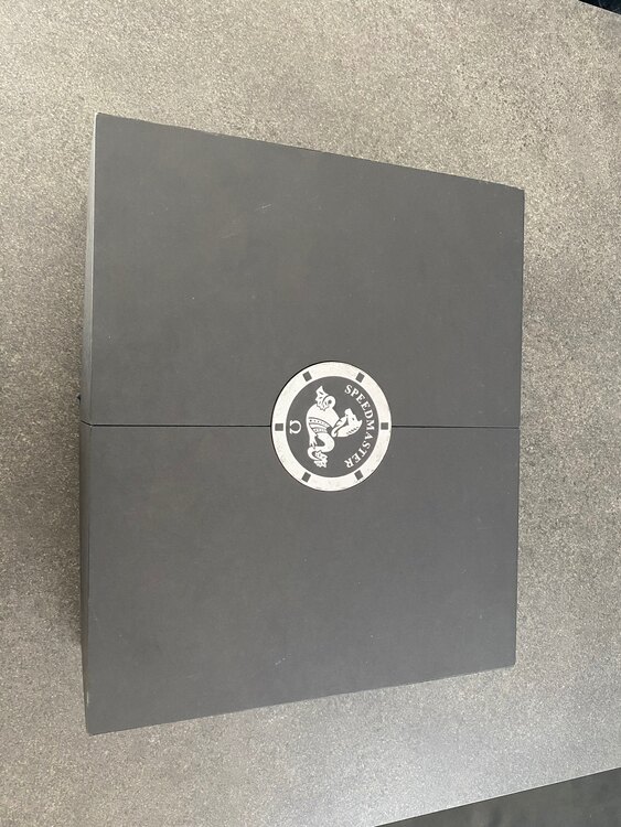 オメガ スピードマスター オ31130423001006（高級時計）の商品画像 - 査定依頼日：2024年12月12日 - 最高査定価格：720,000円