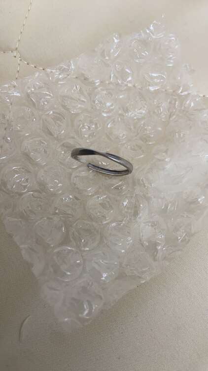 プラチナリング（金・貴金属）の商品画像 - 査定依頼日：2025年4月23日 - 最高査定価格：12,000円