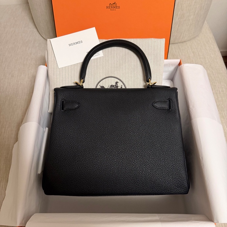 エルメス ケリー （ブランドバッグ）の商品画像 - 査定依頼日：2025年12月4日 - 最高査定価格：3,000,000円