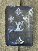 ルイヴィトン  カードケース モノグラム・エクリプス M80463（ブランド財布・小物）の商品画像 - 査定依頼日：2025年11月1日 - 最高査定価格：30,000円