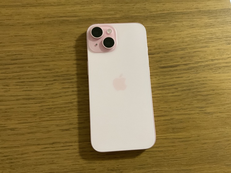 iPhone１５　128MB（スマホ）の商品画像 - 査定依頼日：2026年3月5日 - 最高査定価格：54,000円