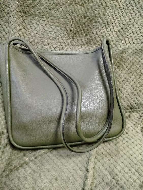 忘れました（ブランドバッグ）の商品画像 - 査定依頼日：2025年2月28日 - 最高査定価格：50,000円