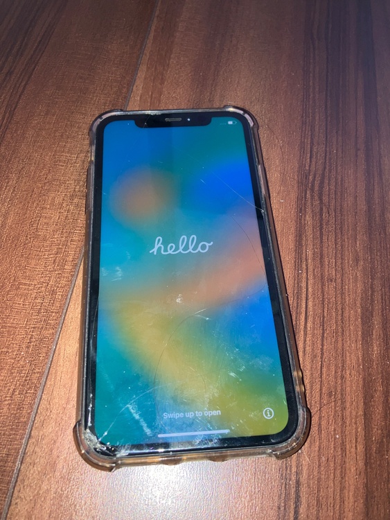 iPhone11 64GB Softbank（スマホ）の商品画像 - 査定依頼日：2026年1月12日 - 最高査定価格：16,000円