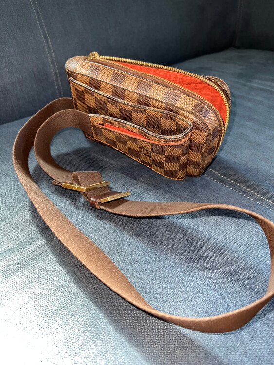 N51994 ジェロニモス　中期（ブランドバッグ）の商品画像 - 査定依頼日：2025年2月24日 - 最高査定価格：70,000円