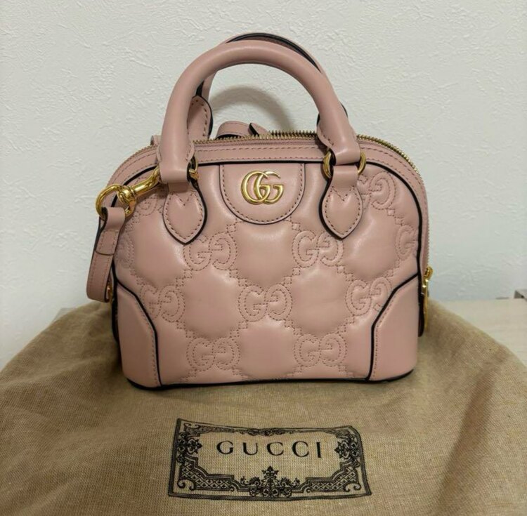 GUCCI グッチ レディース ショルダーバッグ 727793  マトラッセ（ブランドバッグ）の商品画像 - 査定依頼日：2025年5月8日 - 最高査定価格：145,000円